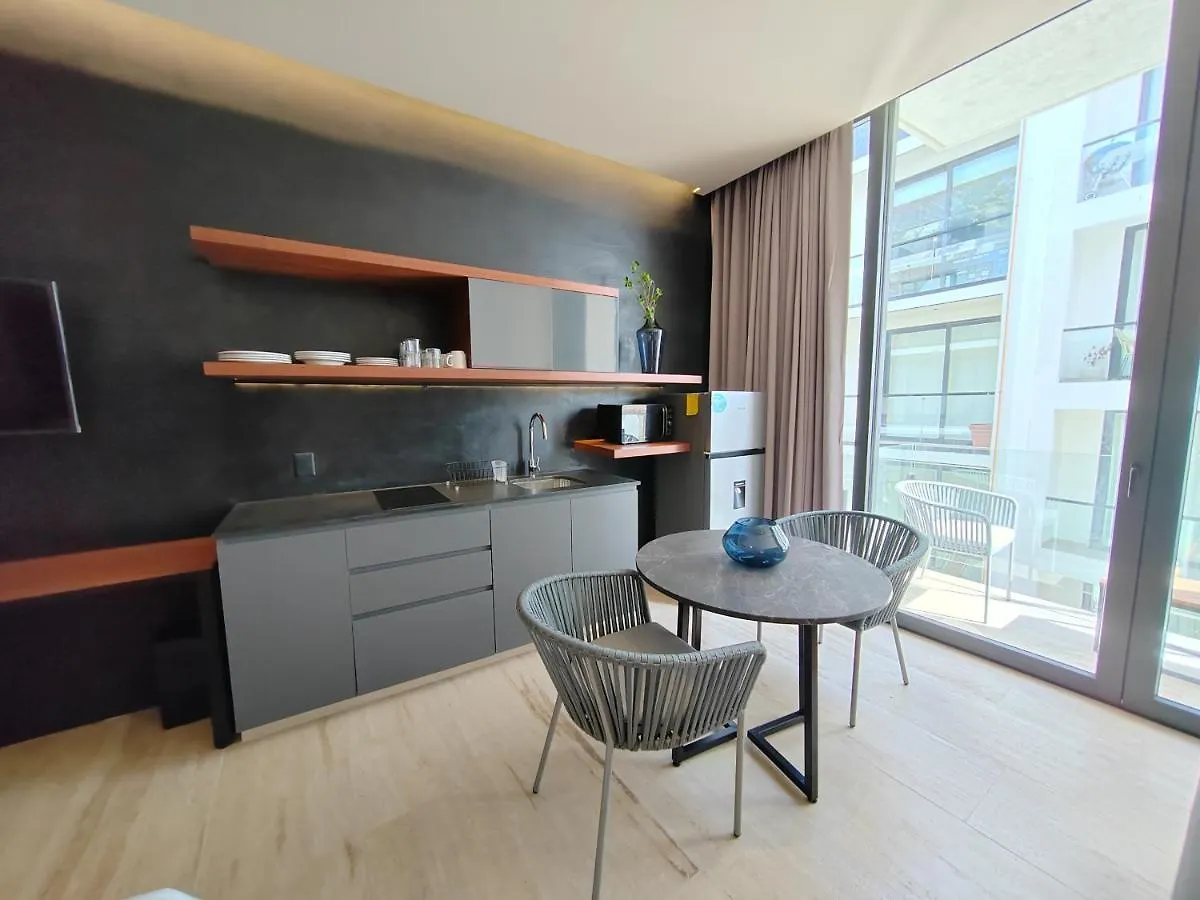 Incredible & Beautiful Studio Steps From The Beach By Yeah Playa del Carmen